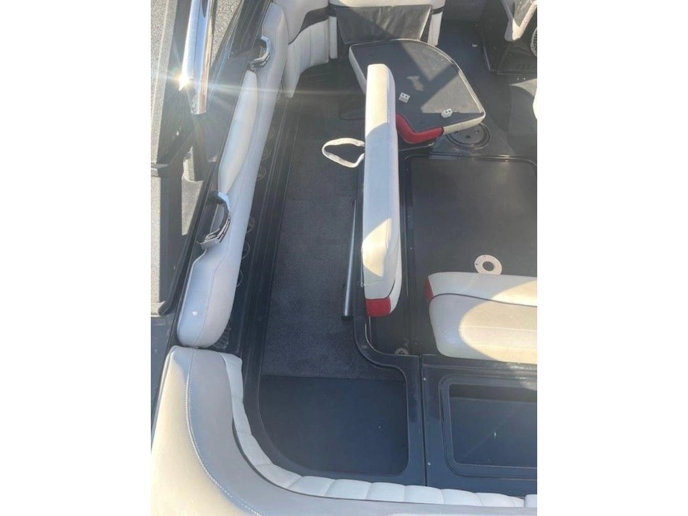 2013 Malibu Wakesetter 22 Mxz alt