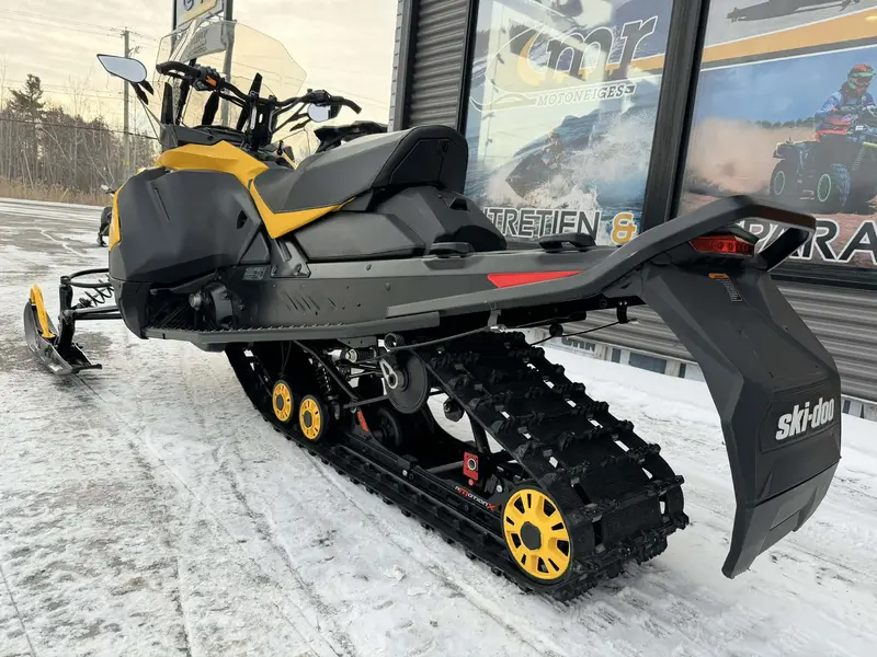 2023 Ski-Doo Renagade Adrenaline 900ace