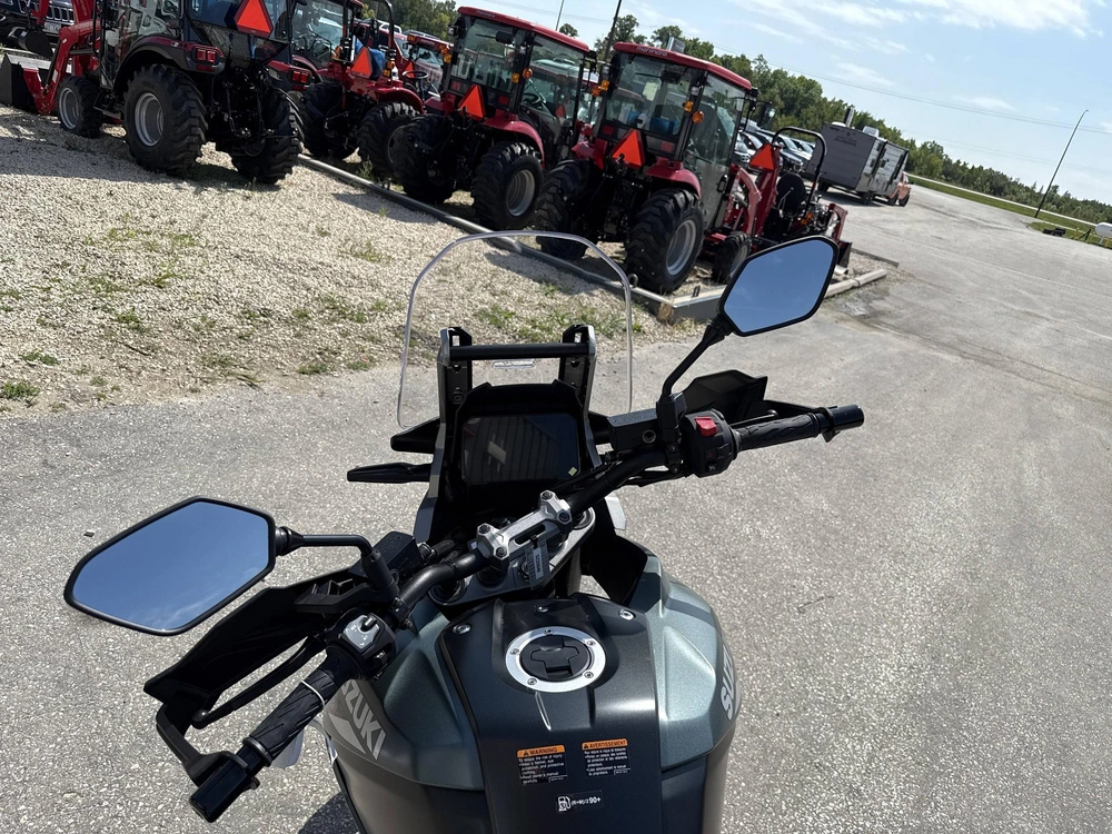 2025 Suzuki V-strom 1050 alt