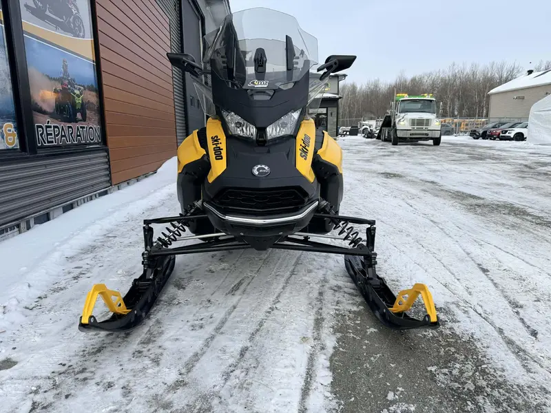 2023 Ski-Doo Renagade Adrenaline 900ace