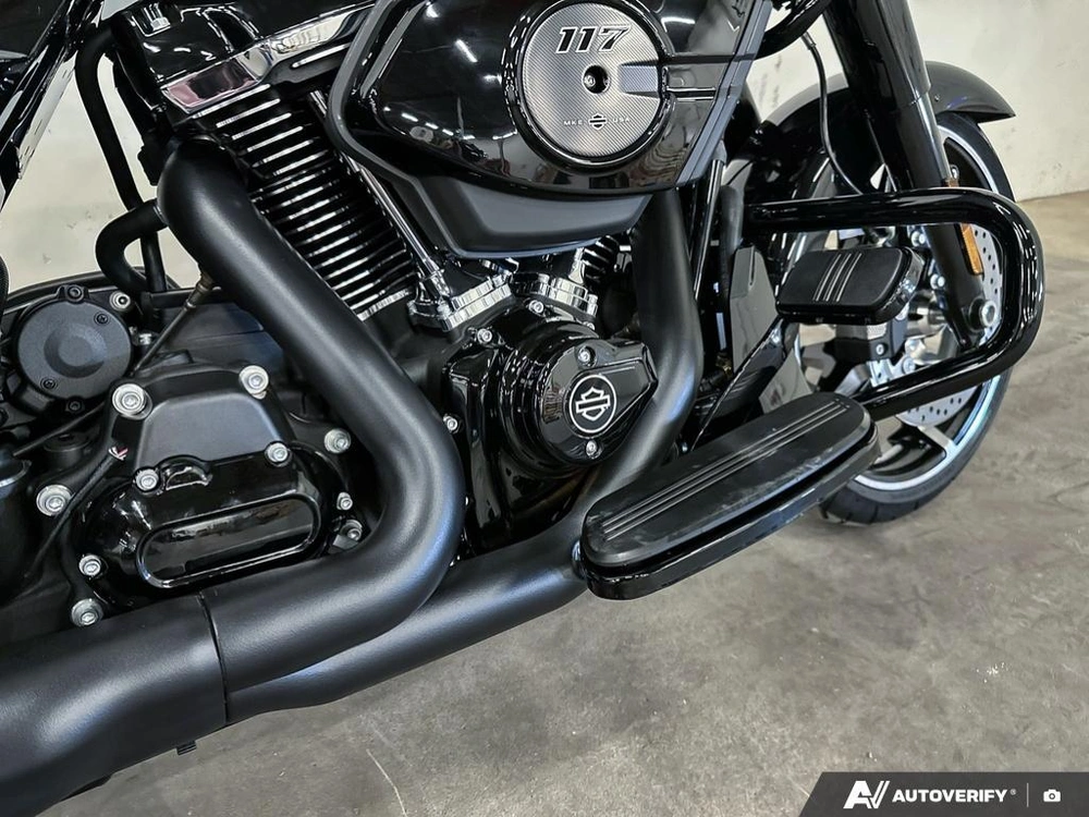 2026 Harley-davidson Road Glide alt