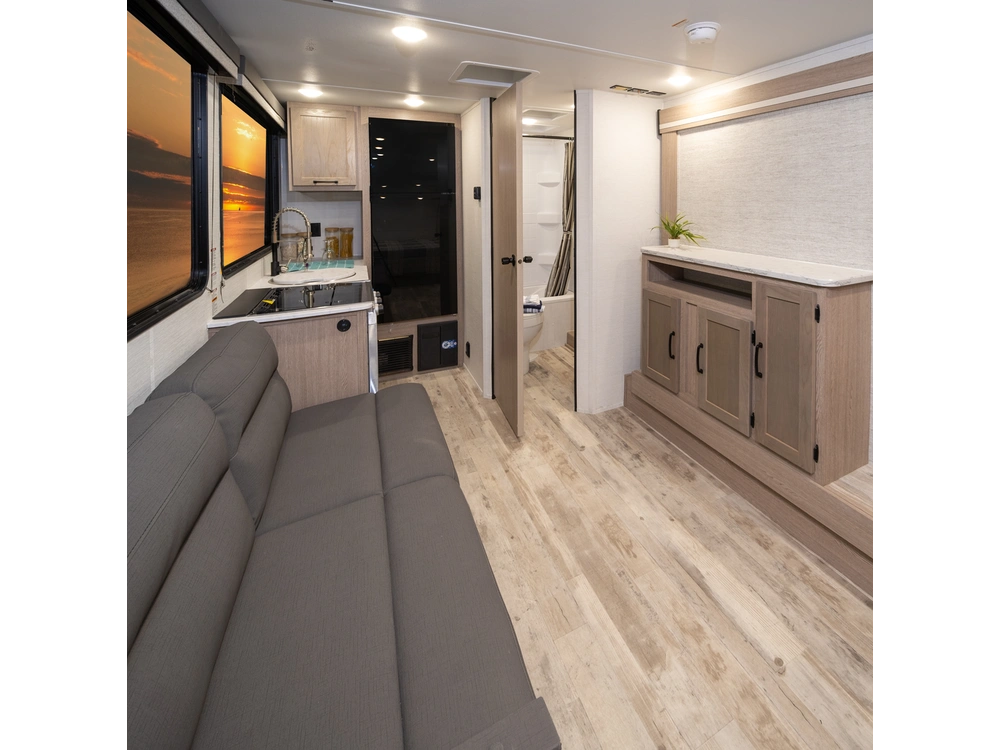 2026 Gulf Stream 228sb alt