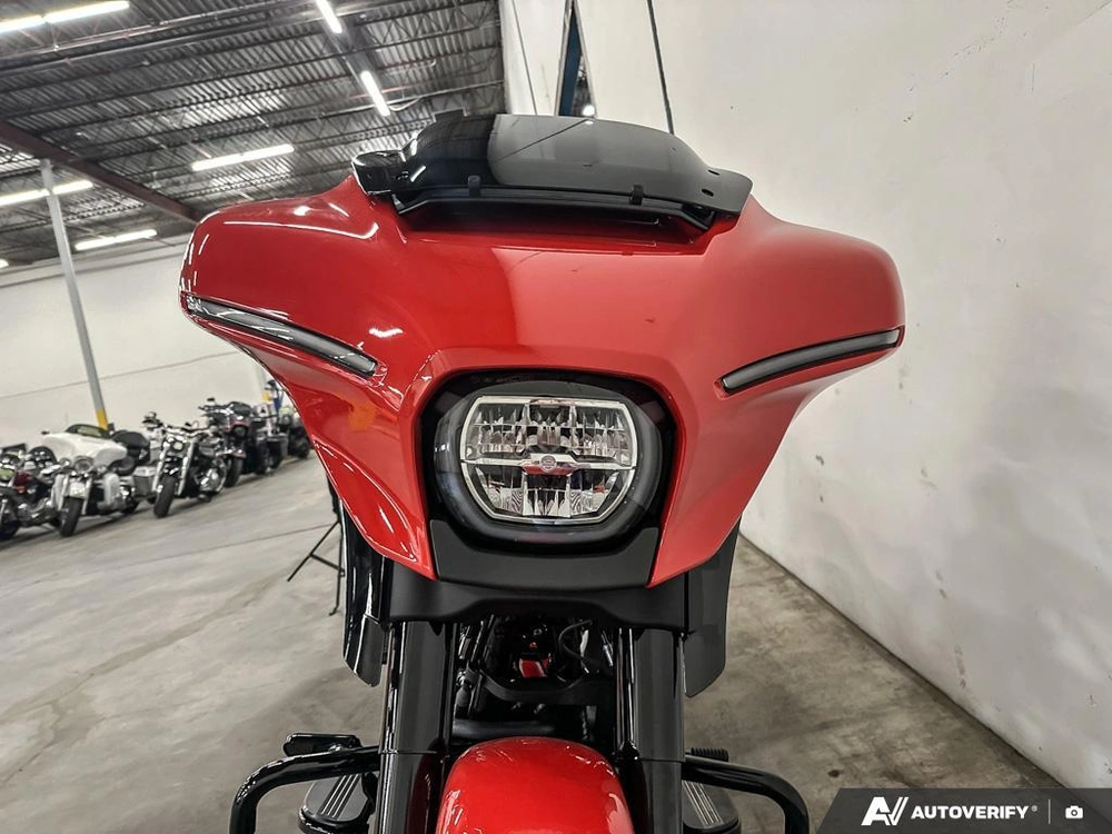 2026 Harley-davidson Street Glide alt