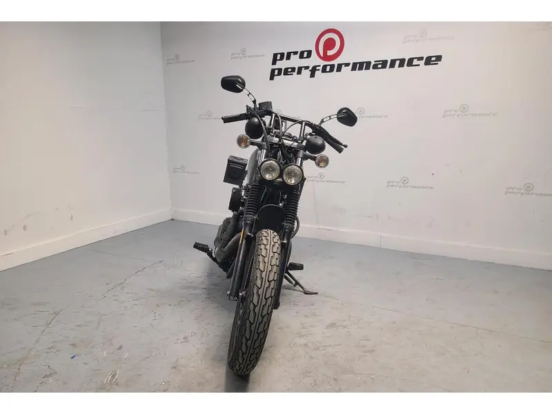 2014 Yamaha BOLT R-SPEC thumbnail 2
