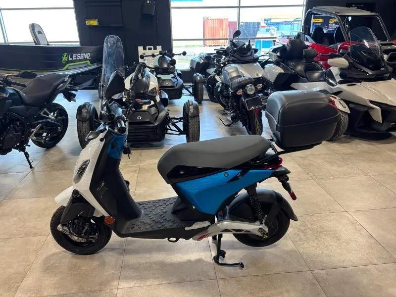 2022 Piaggio ACTIVE 1 USED thumbnail 4