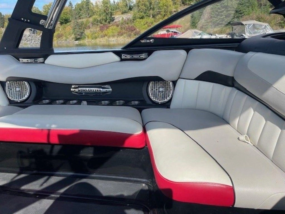 2013 Malibu Wakesetter 22 Mxz alt
