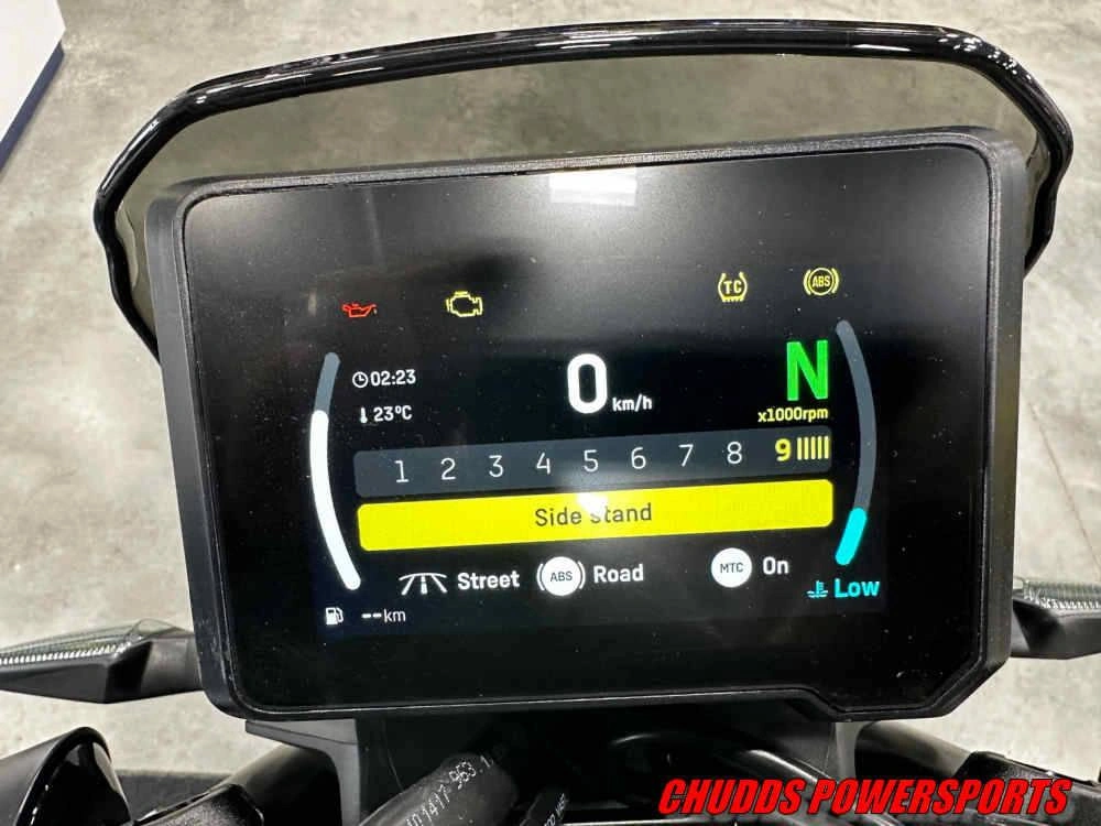 2024 Husqvarna Svartpilen 801 alt