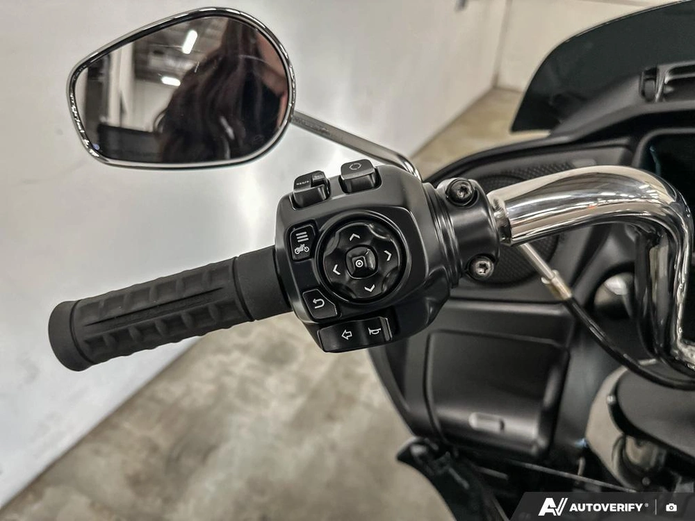 2026 Harley-davidson Road Glide alt