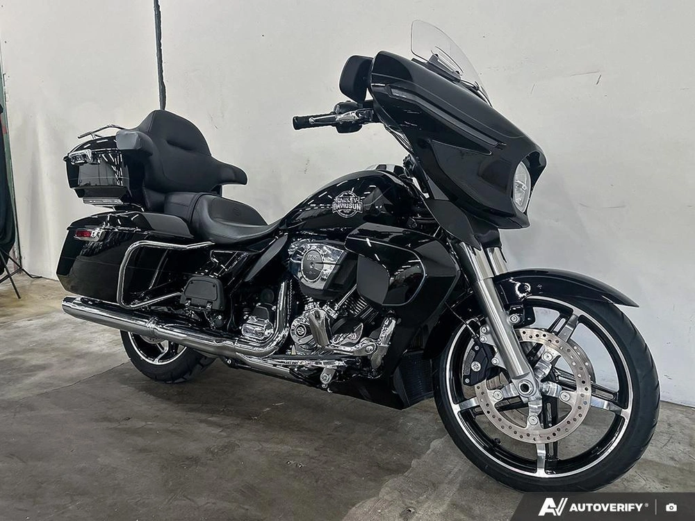 2025 Harley-davidson Street Glide Ultra alt