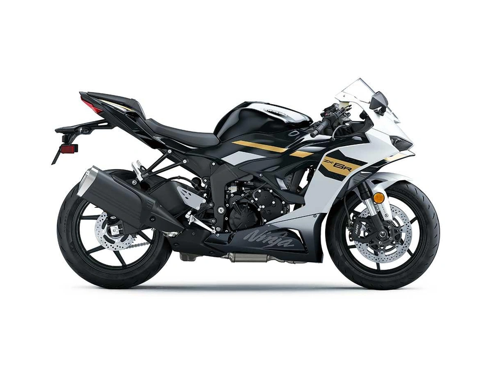 New 2026 Kawasaki Ninja ZX-6R in Terrebonne