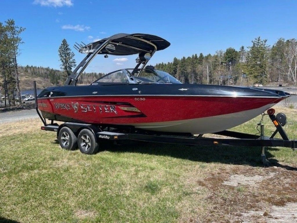 2013 Malibu Wakesetter 22 Mxz alt
