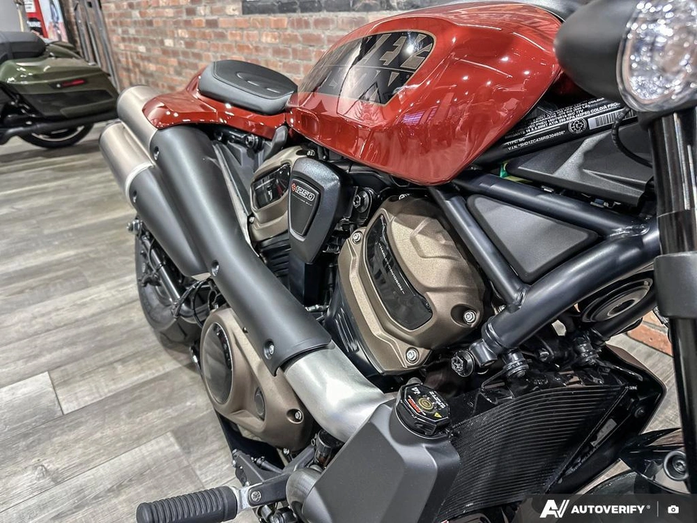 2024 Harley-davidson Sportster S alt