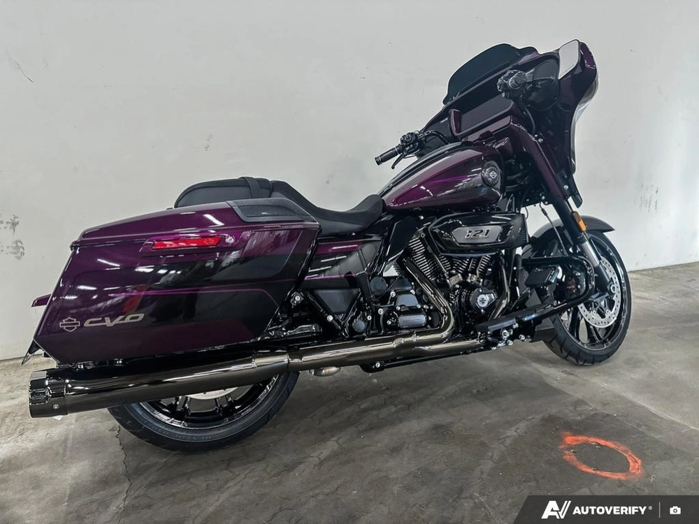 2025 Harley-davidson Cvo Street Glide alt