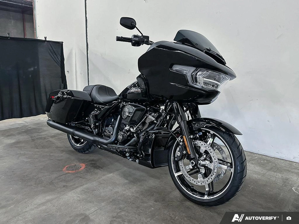 2026 Harley-davidson Road Glide alt