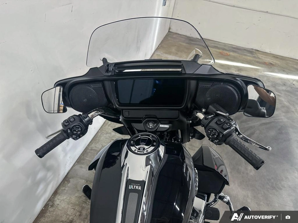 2025 Harley-davidson Street Glide Ultra alt