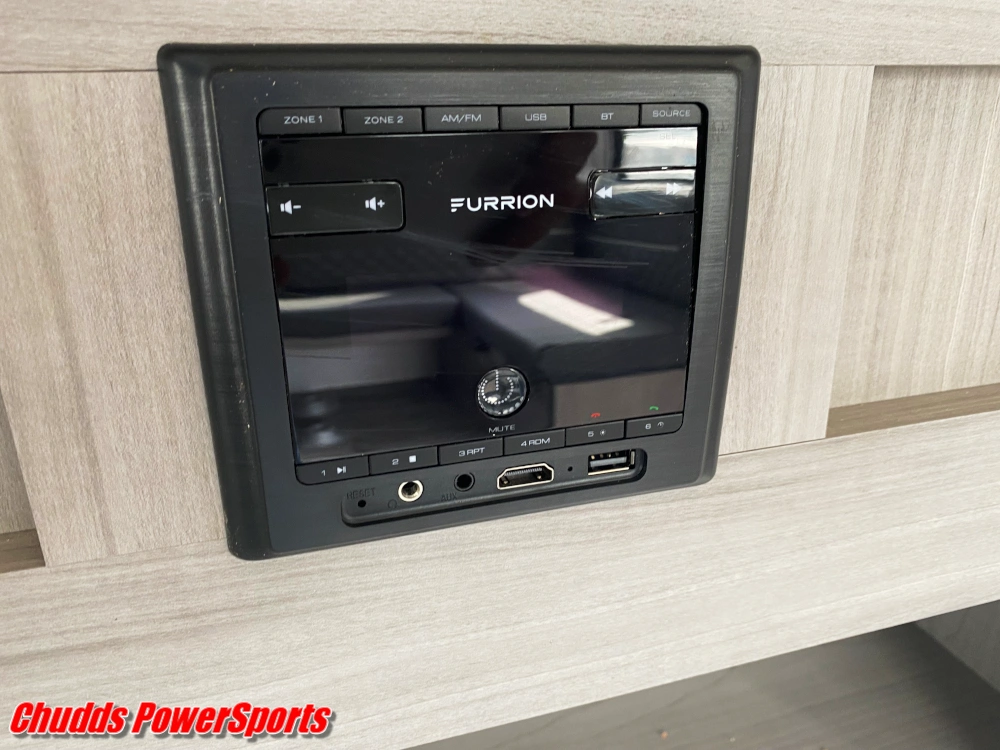 2022 Dutchmen Coleman Light 2455bh alt