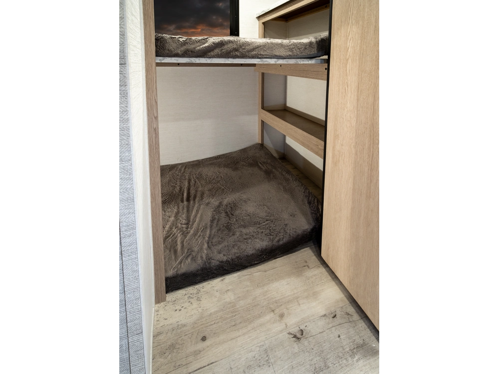 2026 Gulf Stream 228sb alt