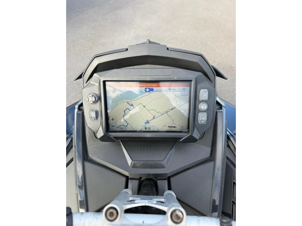 Polaris Indy 850 2021 alt