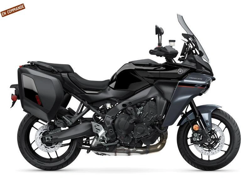 2026 Yamaha Tracer 9 Y-amt alt