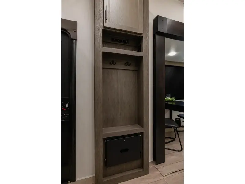 Arctic Wolf 289PANO 2026