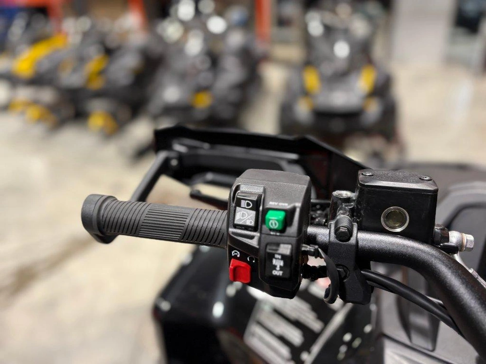 Can-am Outlander Backcountry 1000r 2026 alt