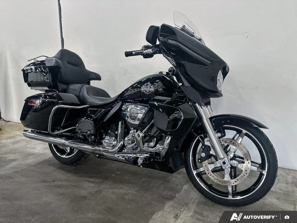 2025 Harley-davidson Street Glide Ultra alt