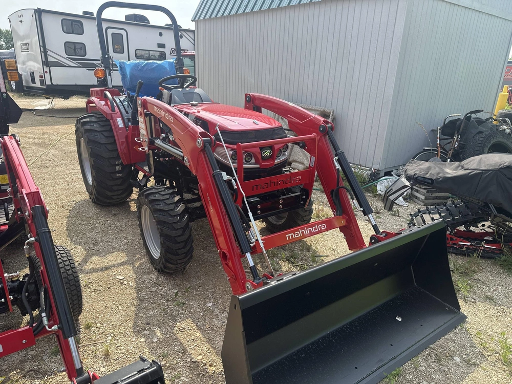 2025 Mahindra 1626 Hst 4fhrfil alt