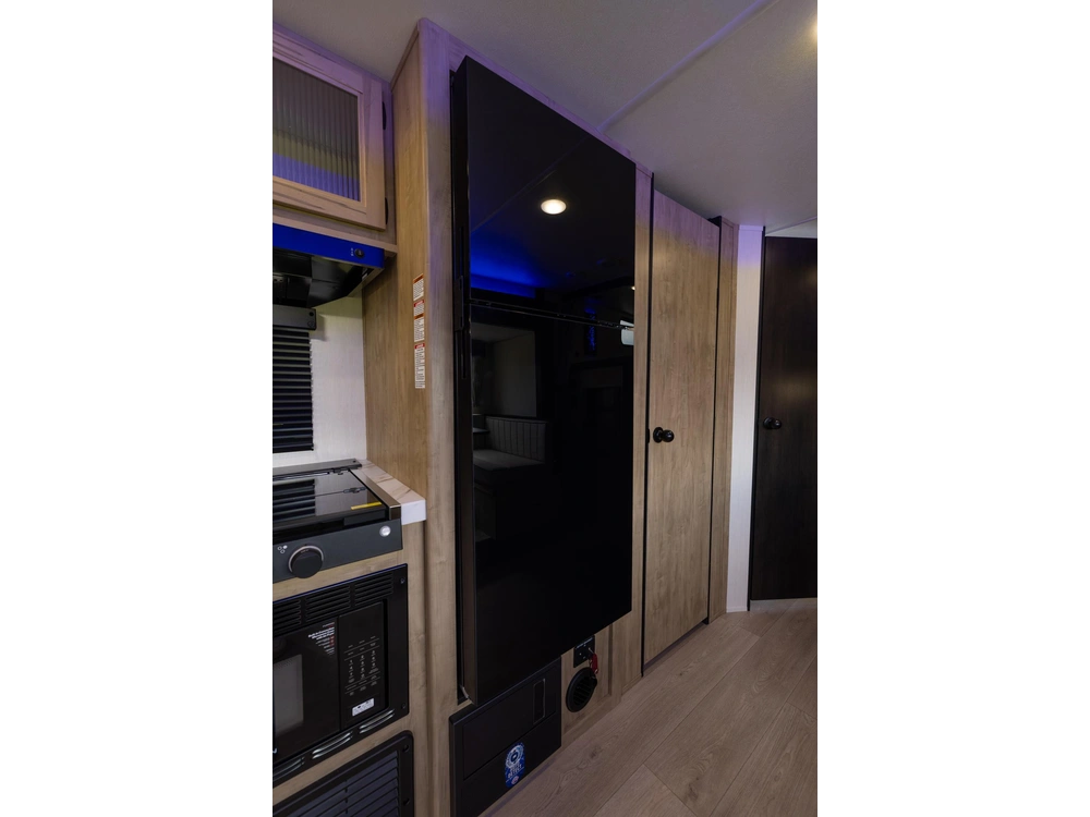 2026 Cherokee 26dbh Grey Wolf alt