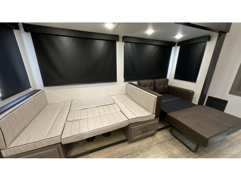 Arctic Wolf 287bh 2025 alt