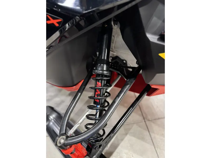 2020 Ski-Doo SM RENEGADE X 850 ETEC