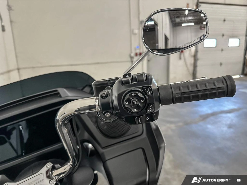 2026 Harley-davidson Road Glide alt