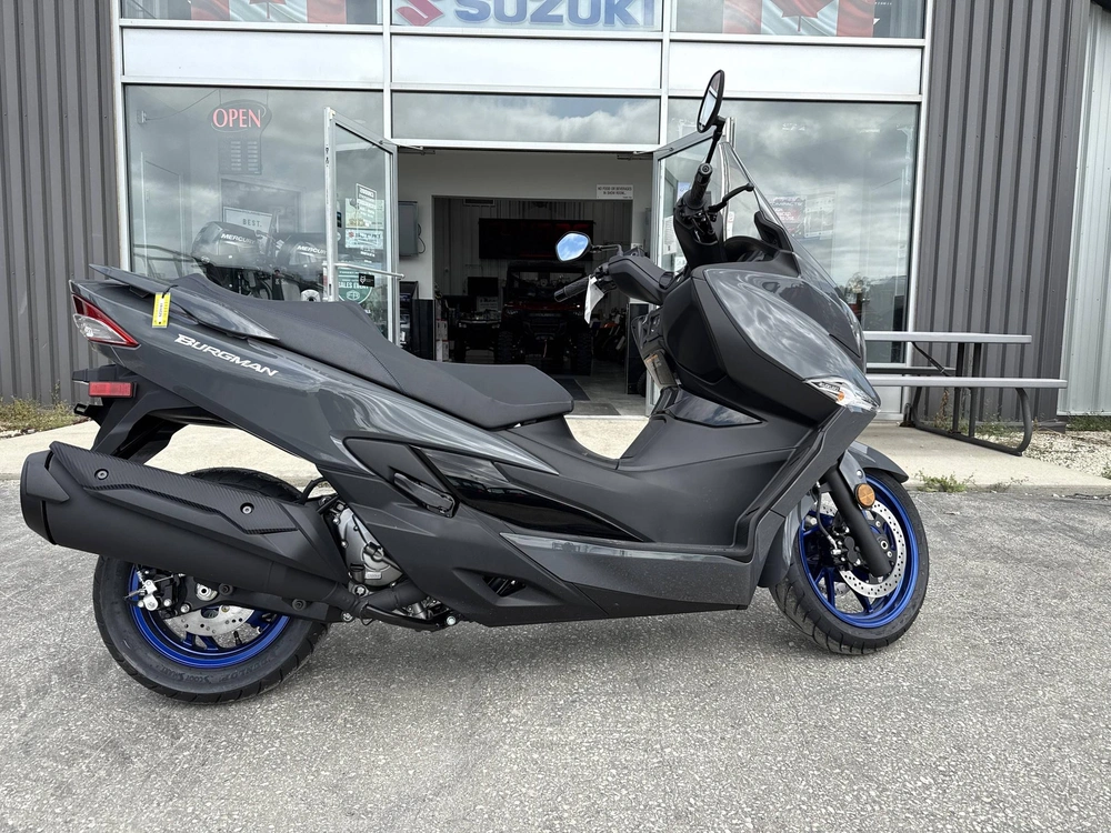 2025 Suzuki Burgman 400 alt