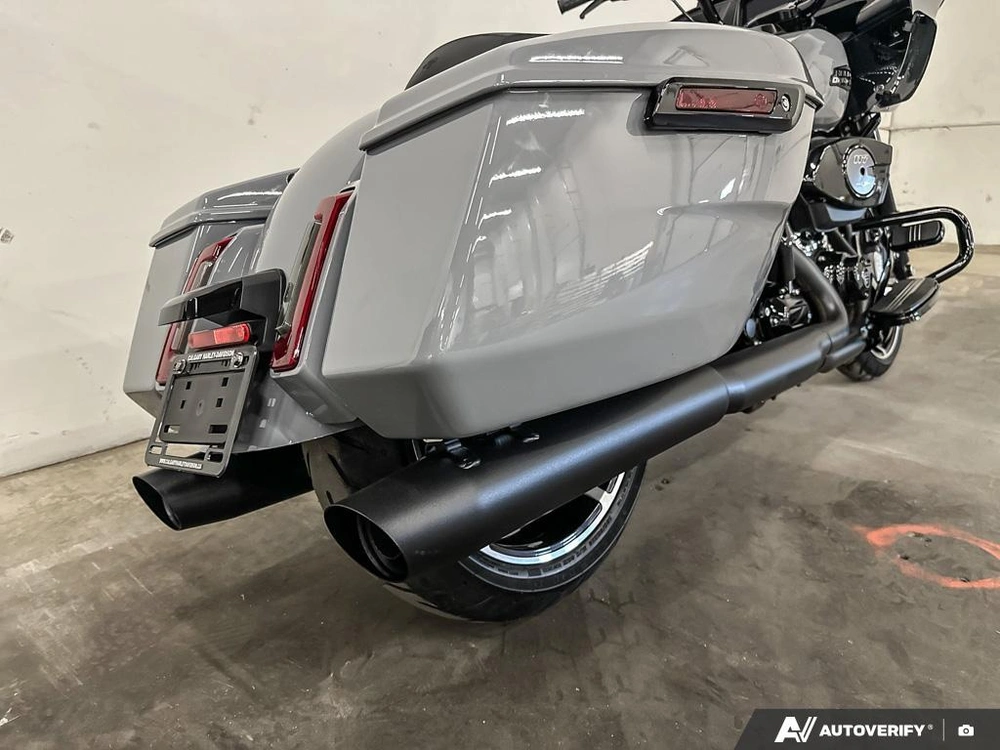 2026 Harley-davidson Road Glide alt