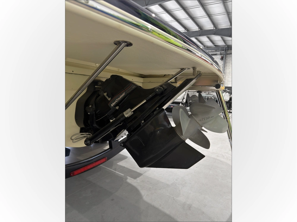 2024 Chris-craft Launch 27 Lj Heritage Edition With 8.2l 380hp Mercury & Custom Trailer alt
