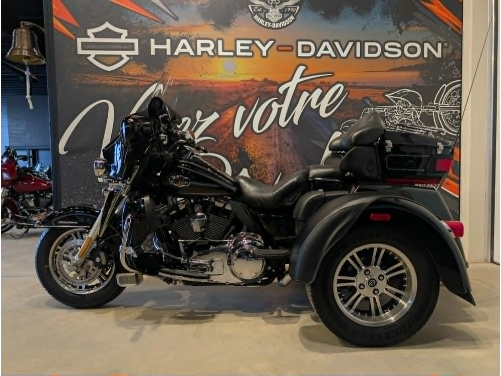 Harley-davidson Trike Tri Glide Ultra Flhtcutg 2013 alt