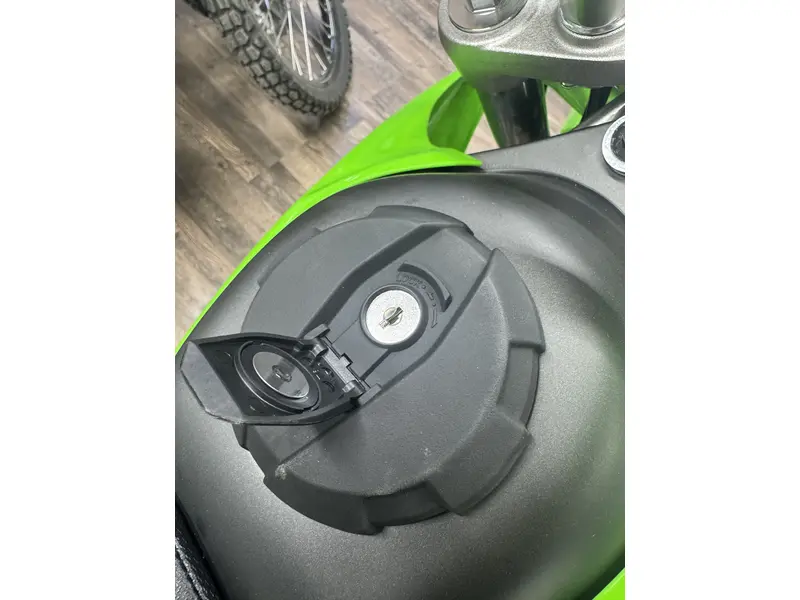 2026 Kawasaki KLX230R thumbnail 7
