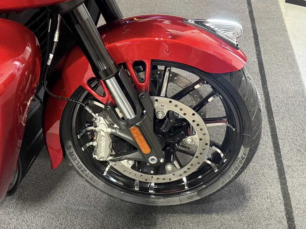 2026 Indian Motorcycle Pursuit Limited 112 alt