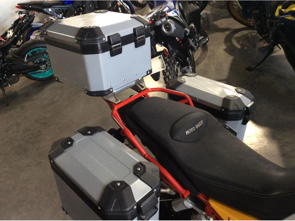 2020 Moto Guzzi V85tt Adventure alt