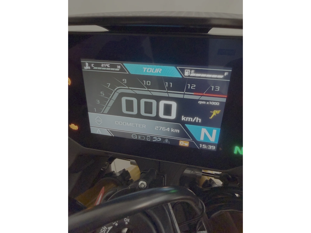 2024 Aprilia Tuono V4 Factory alt