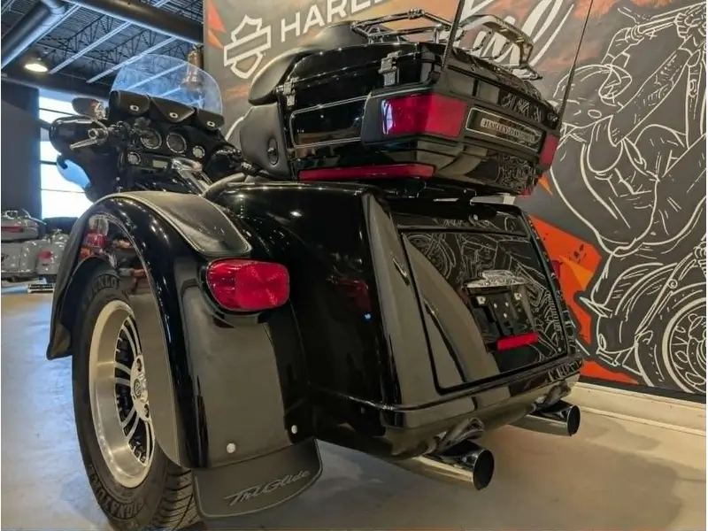 2013 Harley-Davidson Trike Tri Glide Ultra FLHTCUTG thumbnail 7