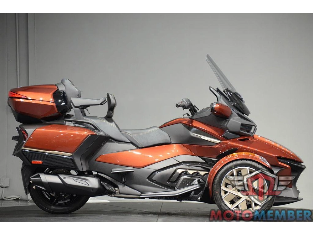 2026 Can-am Spyder Rt Sea-to-sky alt