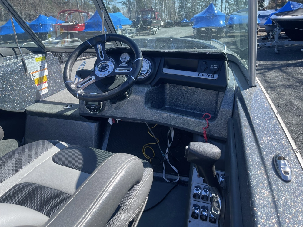 2018 Lund Boat Co 219 Pro V Gl alt
