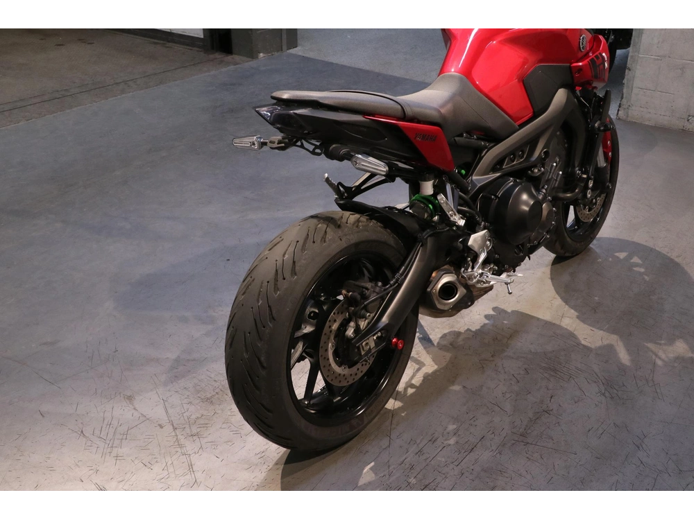 2017 Yamaha Fz-09 alt