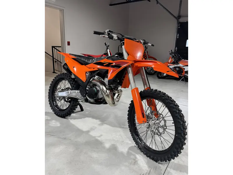 2025 KTM 300 SX thumbnail 8