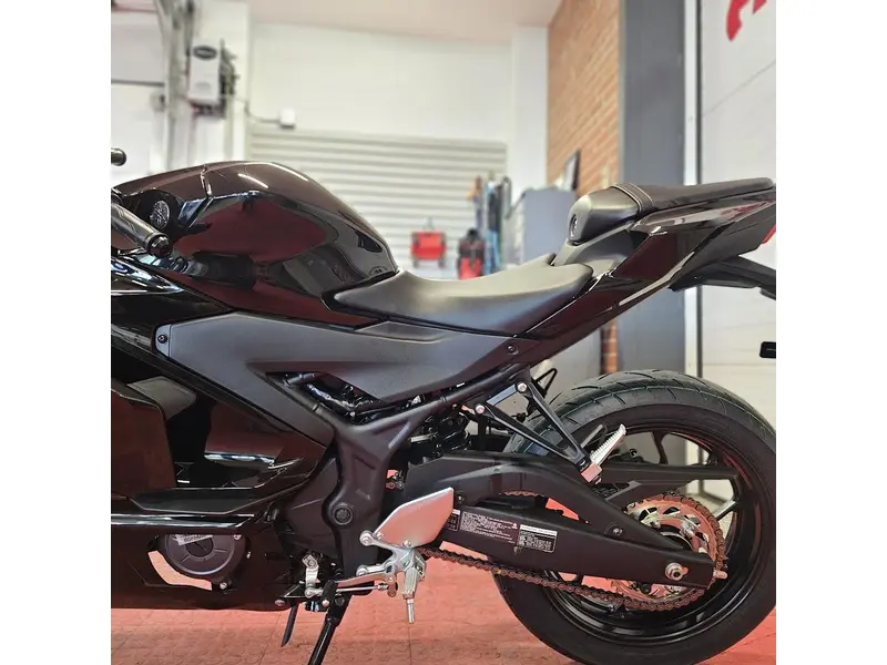 Yamaha YZF-R3 ABS 2026
