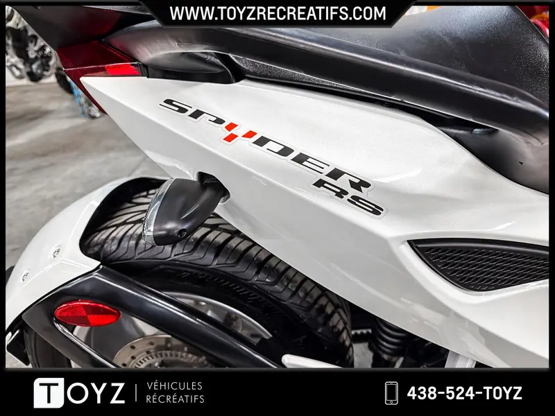 Can-Am SPYDER RS SE5 TRÈS BAS MILLAGE ! 2012