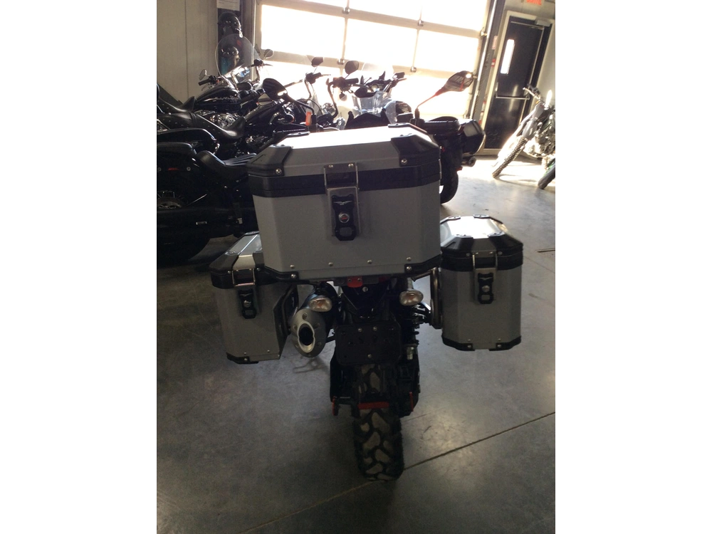 2020 Moto Guzzi V85tt Adventure alt