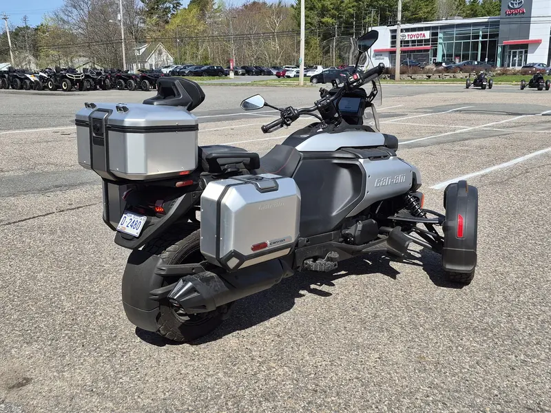 BRP Canyon XT 2025