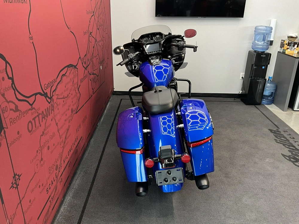 Indian Motorcycle Challenger Dark Horse + 112 Package 2026 alt