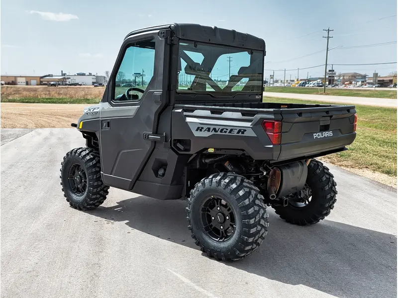2027 Polaris Ranger XP 1000 CAB // Avalanche Gray